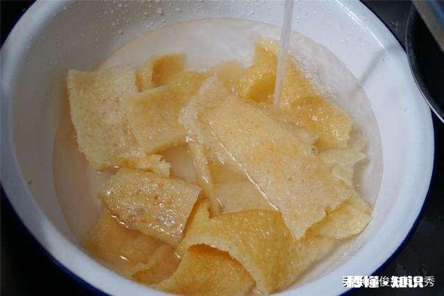 市场上的干肉皮是什么做的