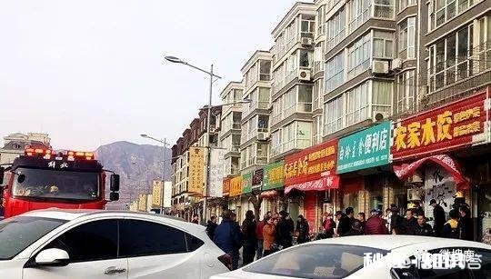 聊城一餐馆突发煤气爆炸致3人受伤，现场一片狼藉, 你怎么看