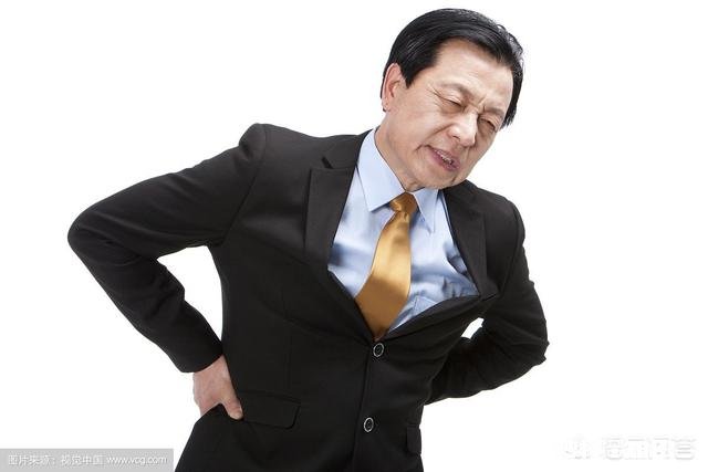 腰椎间盘突出和轻微骨质增生怎么治