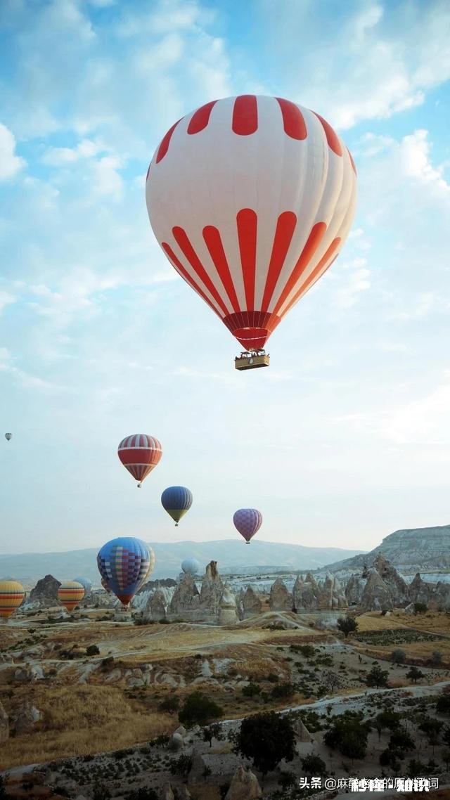 林黛玉如果真是白富美应该很有见识,为什么到了贾府却时刻怕露怯