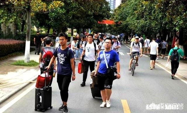 有人说：孩子的成才对父母来说是一场灾难，你对此怎么看