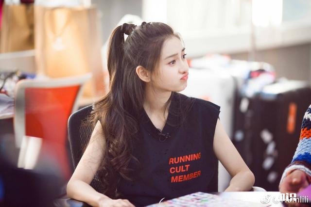 有没有迪丽热巴和Angelababy的美图