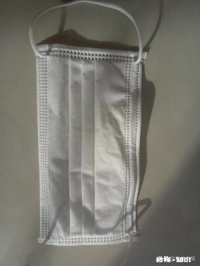 口罩挂绳怎么分正反使用中有什么需要注意的吗
