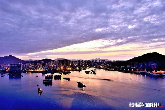 求下联，前浪后浪要浪才会有名堂