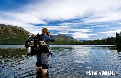 求下联，前浪后浪要浪才会有名堂