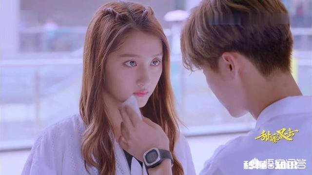 哪些影视作品明明是烂片还毁三观,为什么很多观众还会情愿为它买单