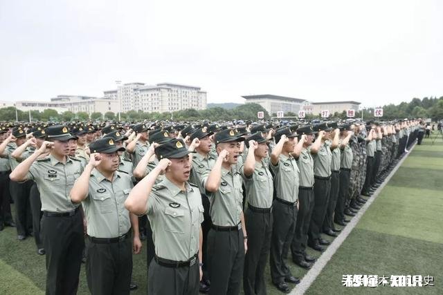 考士官学校和在部队直接转士官的区别有哪些