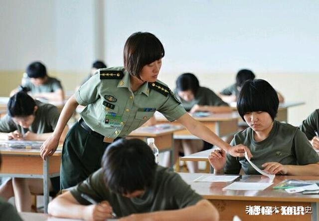 考士官学校和在部队直接转士官的区别有哪些