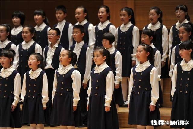 有哪些六年级学生可以唱的歌值得推荐