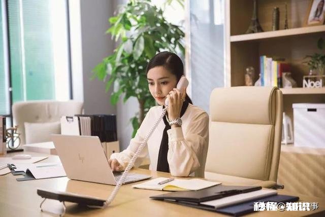 我在一家公司做了10年,想换个工作,不知做什么好请朋友指点