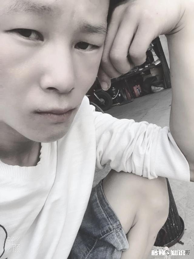 有这么一类人，生在农村学历不高、长相一般，想做自媒体如何入行