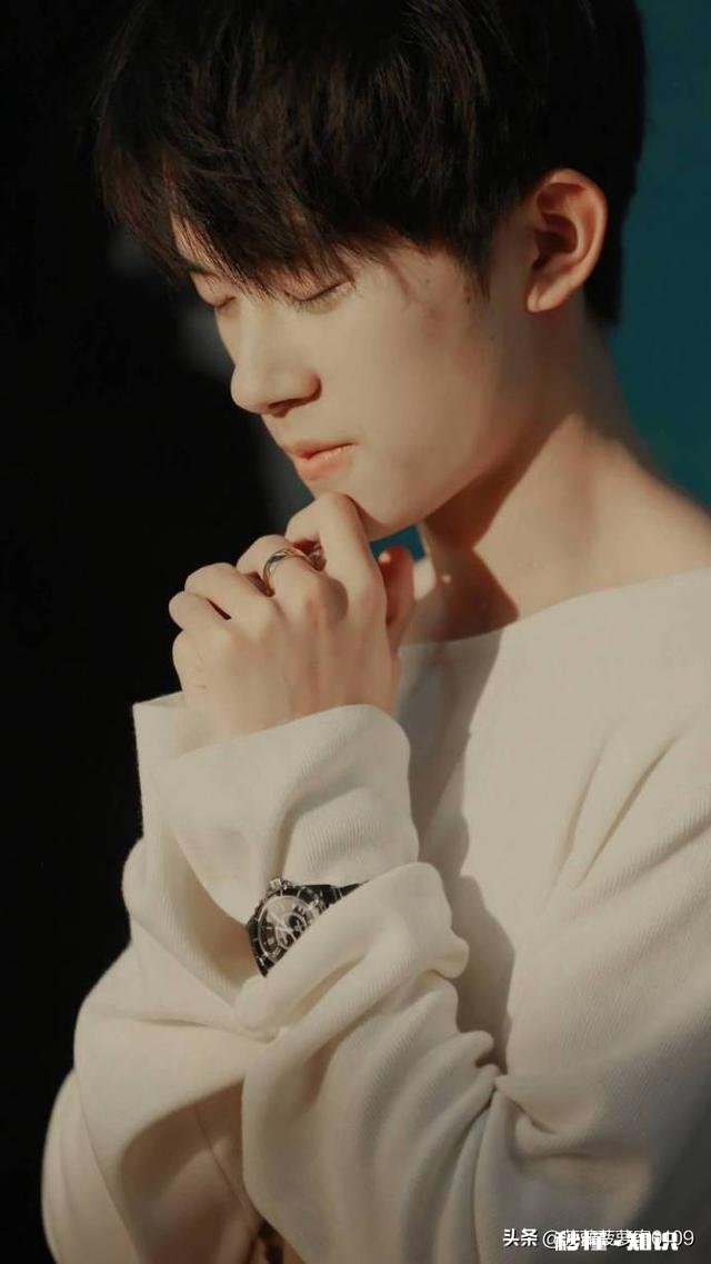 易烊千玺最惊艳你的一个镜头或照片是什么