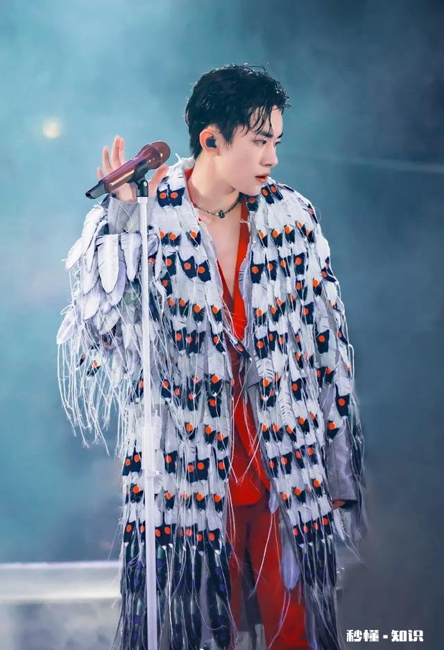 易烊千玺最惊艳你的一个镜头或照片是什么