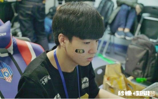 4月21号英雄联盟LPL季后赛RNG将要迎战最强敌人IG，你觉得几几开