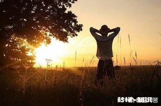 女孩子结婚了,男孩说“我等你三年,如果过的不好,回来我还要你”大家怎么看