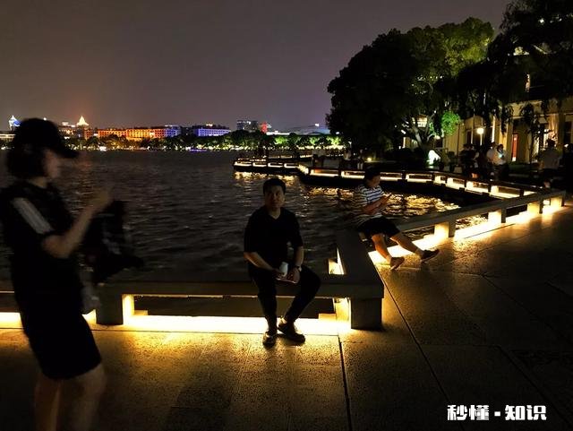 西湖的夜景有多美