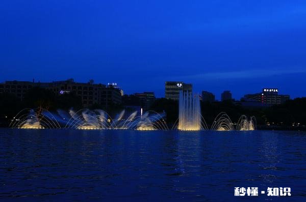 西湖的夜景有多美
