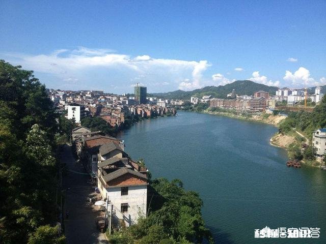 广西防城港市和北海市哪个地方更适合养老过冬