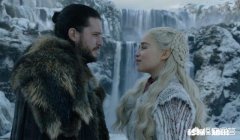 《权力的游戏》第八季中，雪诺为什么不顾龙妈的哀求，坚持要把身世告诉两个妹妹