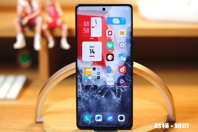 谈谈大家的第一部iQOO手机是哪一部