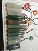 这块是玉吗在上海城隍庙一实店在瑞丽做直播买的