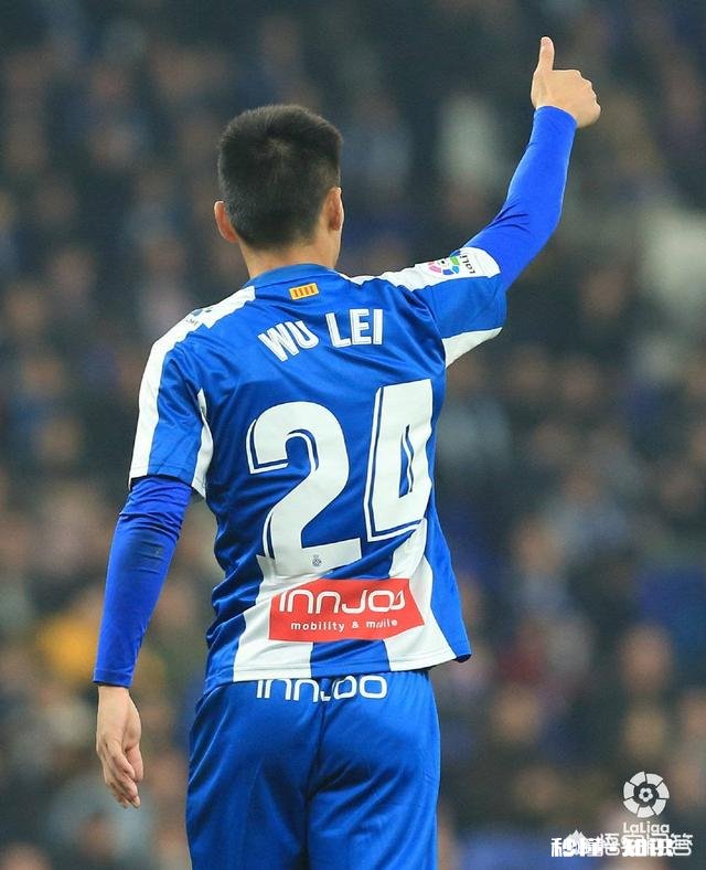 武磊所在的球队西班牙人月底客场挑战巴萨，这场比赛看点