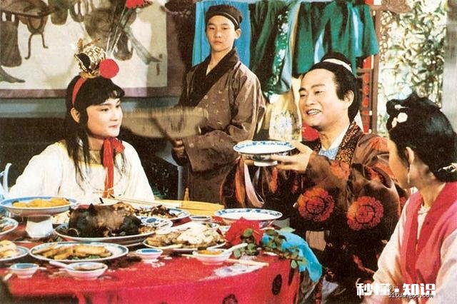 有人说，《红楼梦》读不下去，我觉得还好，各位觉得呢