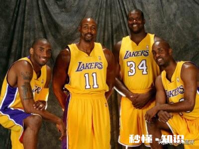 科比嘲讽奥尼尔刻苦训练自己可获12个总冠军，奥尼尔嘲讽科比不传球，对此你怎么看