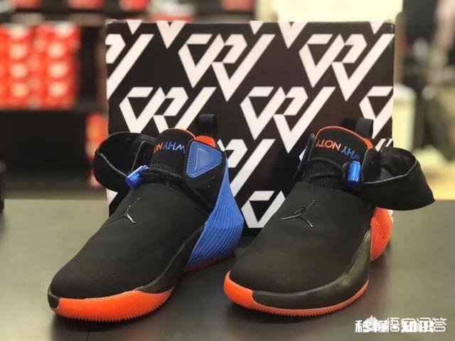 求推荐800以下的篮球鞋，GS版的，本人女生，想入手一双800以内的球鞋求推荐