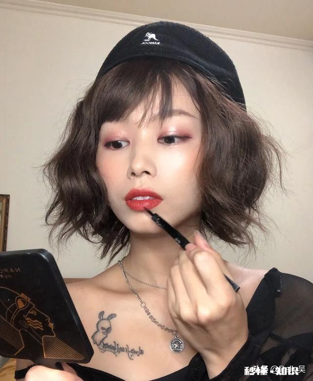 每个人化妆的步骤是不是都不一样