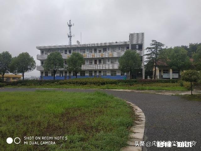 一年一度的生源大战开始了，你怎么看各学校争抢学生这个问题