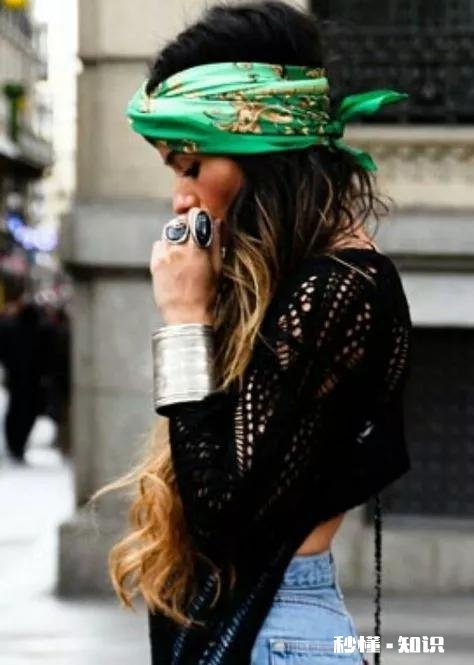 除了章子怡的夸张耳坠,还有哪些配饰最抢戏