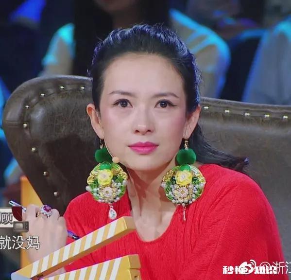 除了章子怡的夸张耳坠,还有哪些配饰最抢戏