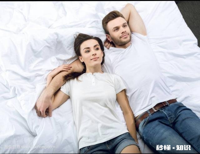 昨天早上得知女朋友意外怀孕了她很焦虑，我该如何缓解她的心情