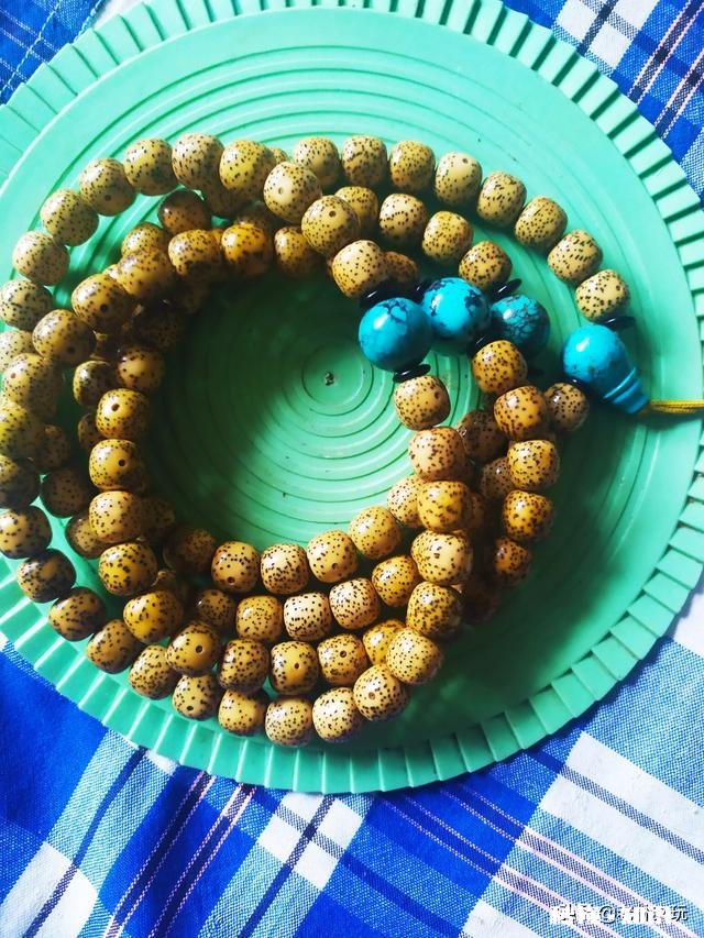 这星月菩提是不是盘花了黑了，还能不能继续