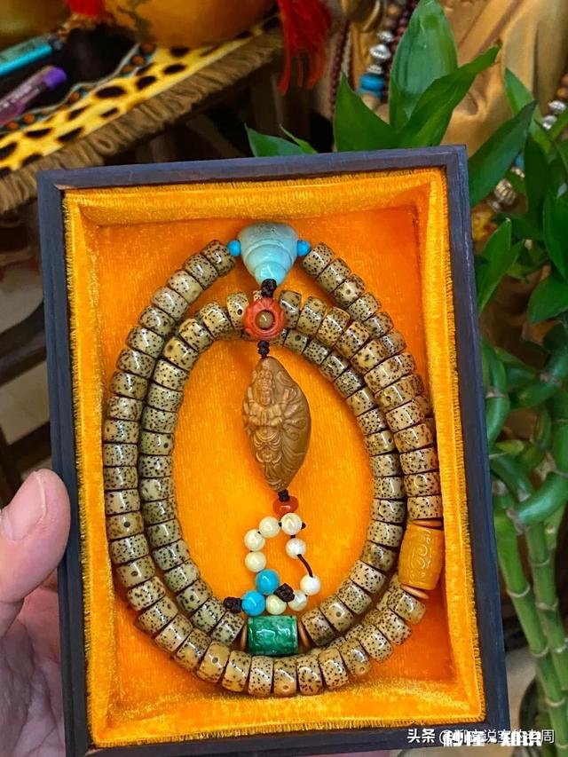 这星月菩提是不是盘花了黑了，还能不能继续