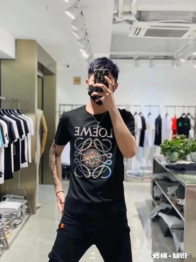 你最喜欢的一张T恤图案是什么