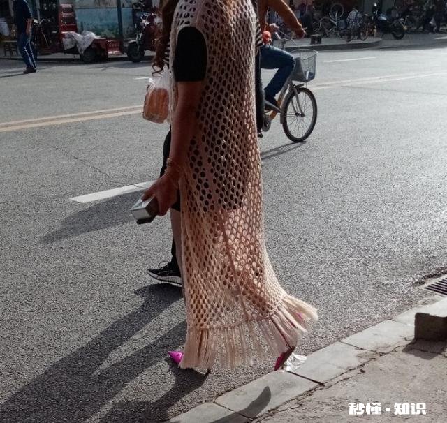 男方办婚礼，已经看好日子，但女方父母不同意，要改日子，怎么办