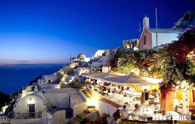 想暑假和老婆去欧洲游，由于假期有限，只能选择报团出游，有什么好推荐