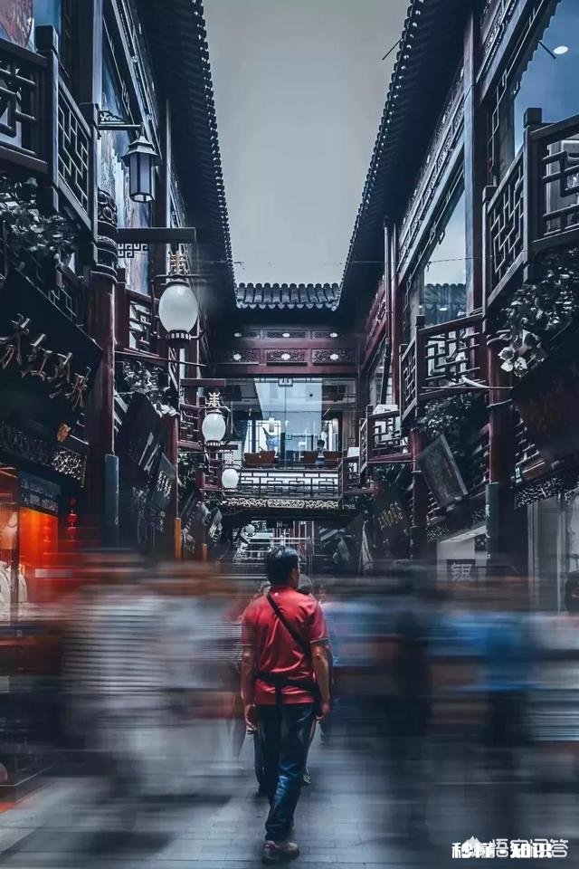 景区已经人山人海，如何拍一张有逼格的照片