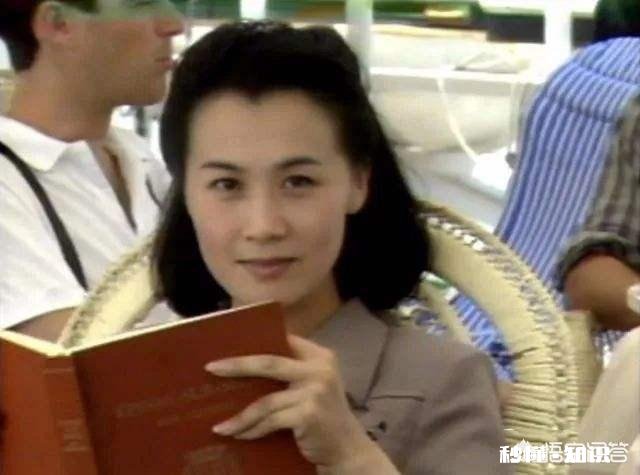 结合小说《围城》，谈谈你对钱钟书“幽默”文风的理解