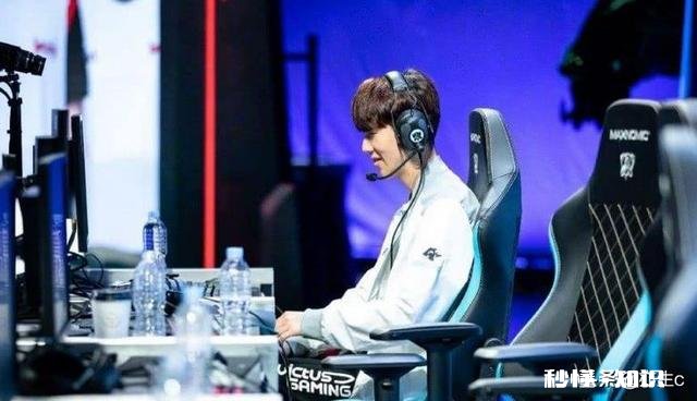 英雄联盟里，游戏开始时上单的第一波线到底推不推