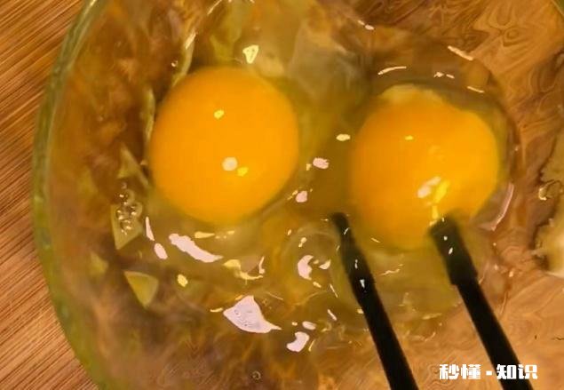 如何用面包做出一份创意早餐