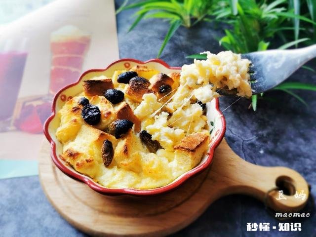 如何用面包做出一份创意早餐