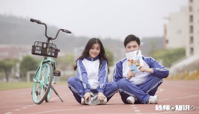 初恋时他跟你讲有过青梅竹马关系亲密的朋友，你能接受吗