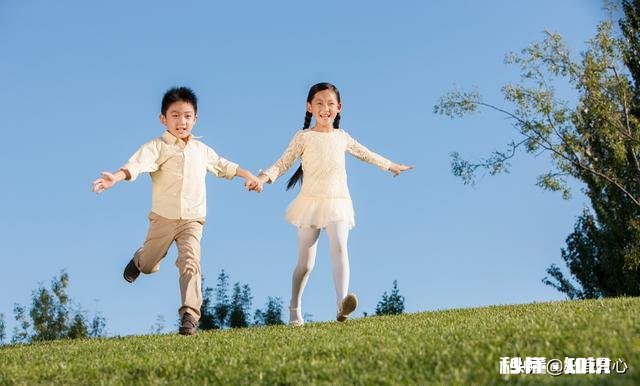 初恋时他跟你讲有过青梅竹马关系亲密的朋友，你能接受吗