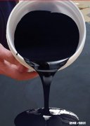 家里屋顶有细裂缝怎么办