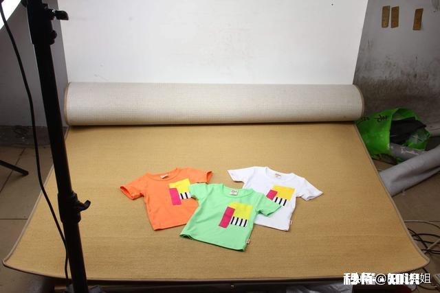 衣服泡的发黄怎么处理