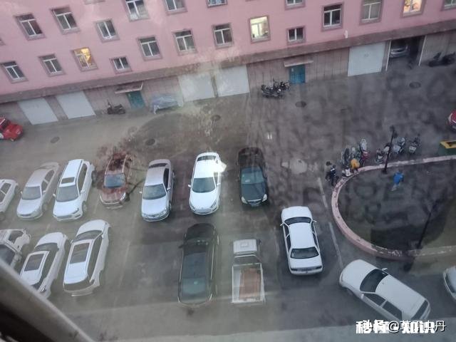 业主到底该不该交物业费