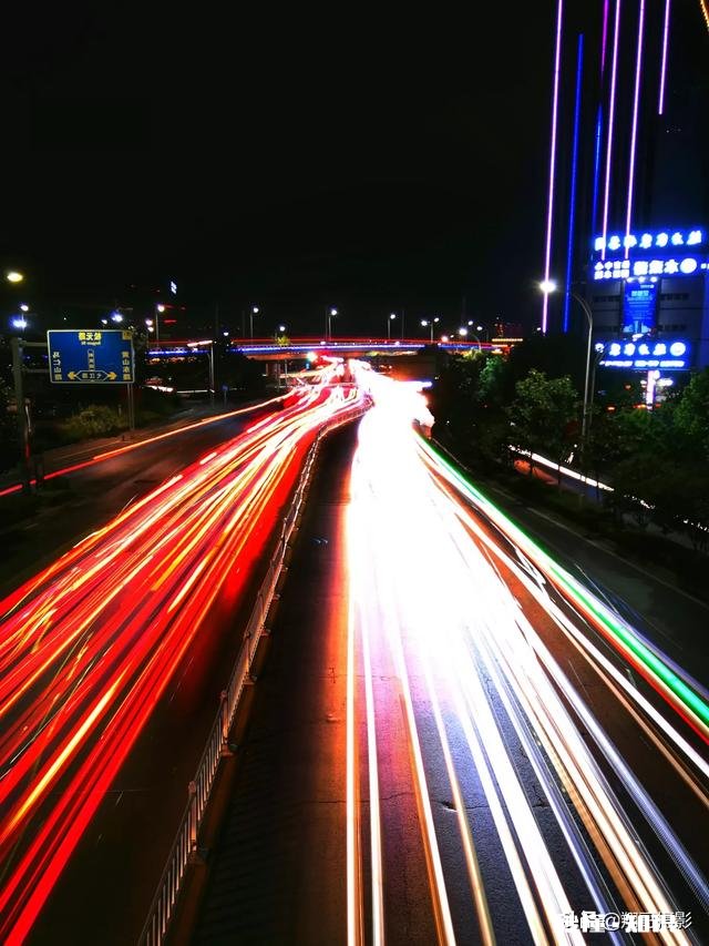 怎样拍摄出流水的动感